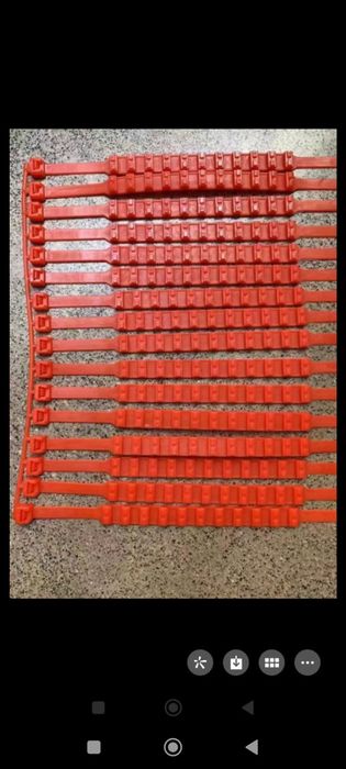 Мошинага занжир сотилади