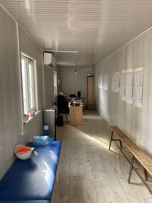 Контейнер 40 тонный , обшитый, утепленный.