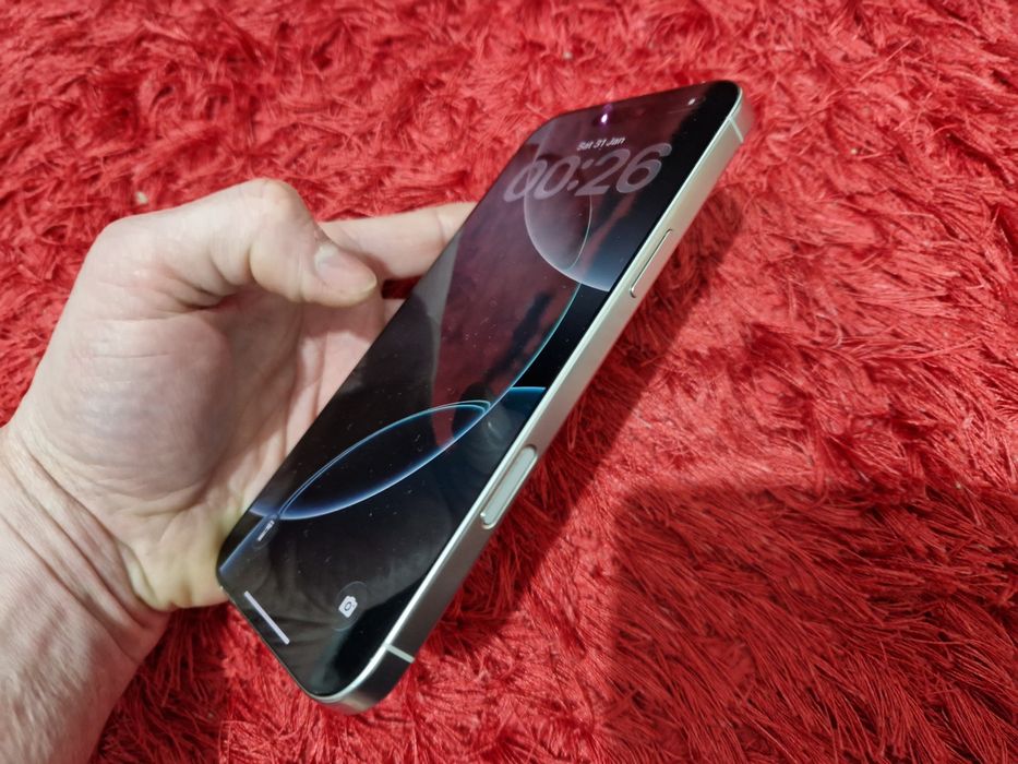 -Iphone 16Pro Max, ca Nou, 256Gb, 8Ram, Silver Titanium, ireprosabil,