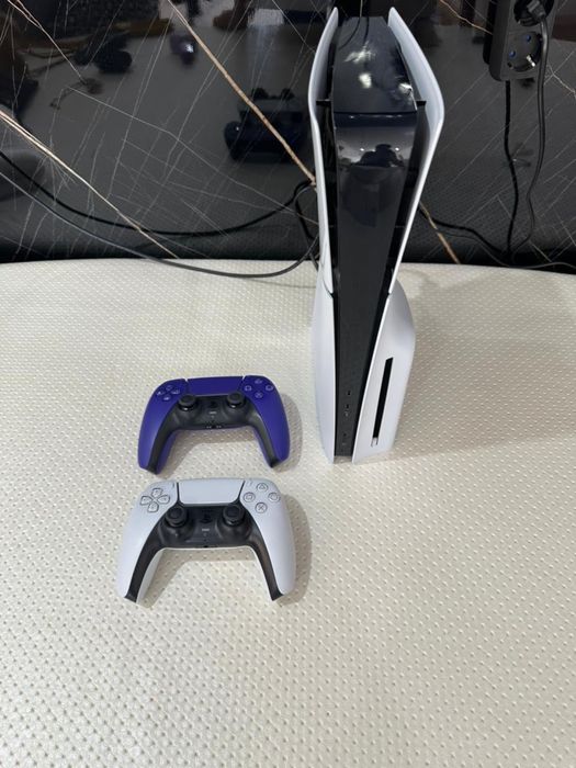 Продам Sony Playstation 5