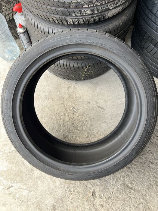 2 anvelope de vara 225/40/18 Yokohama 6.5 mm!