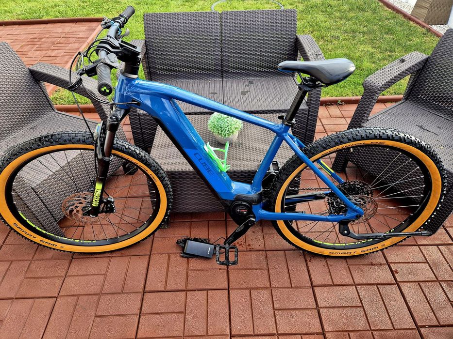 Bicicleta electrica CUBE 29 625Wh~BoschCX~Furca Rock Shox Aer~1x12