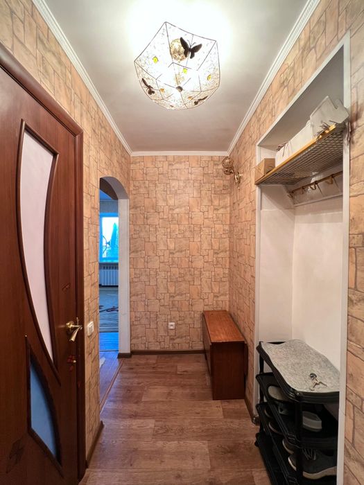 Пррдам 1 комнатную квартиру
