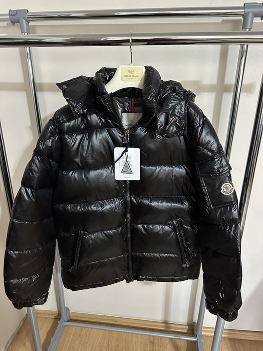 Geaca Moncler cu puf