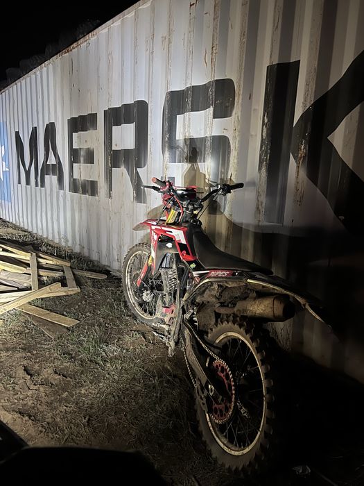 Эндуро кросс мотоцикл