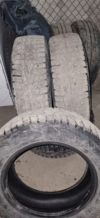 Продам зимнию резину