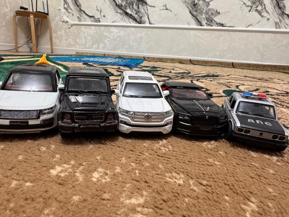 Железные машинки