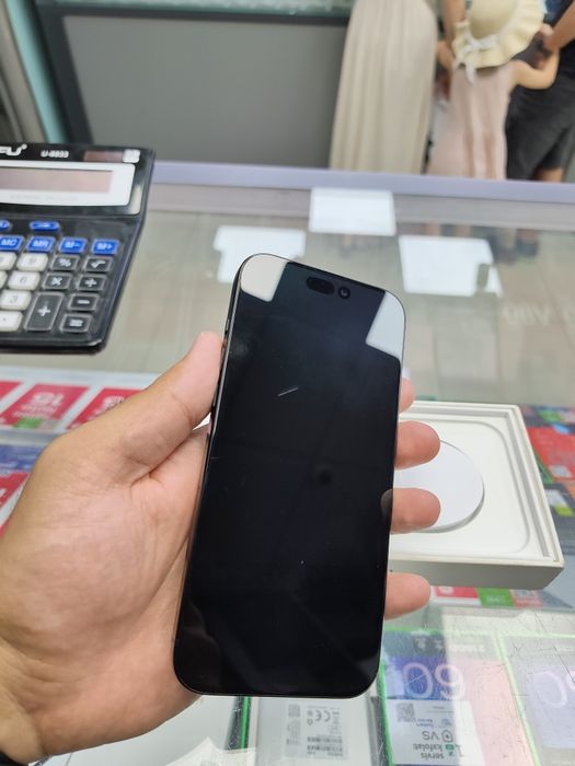 Продам б.у 16pro max 256gb black 92% в хорошем состоянии