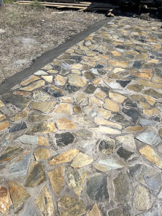 Vand si montez piatra