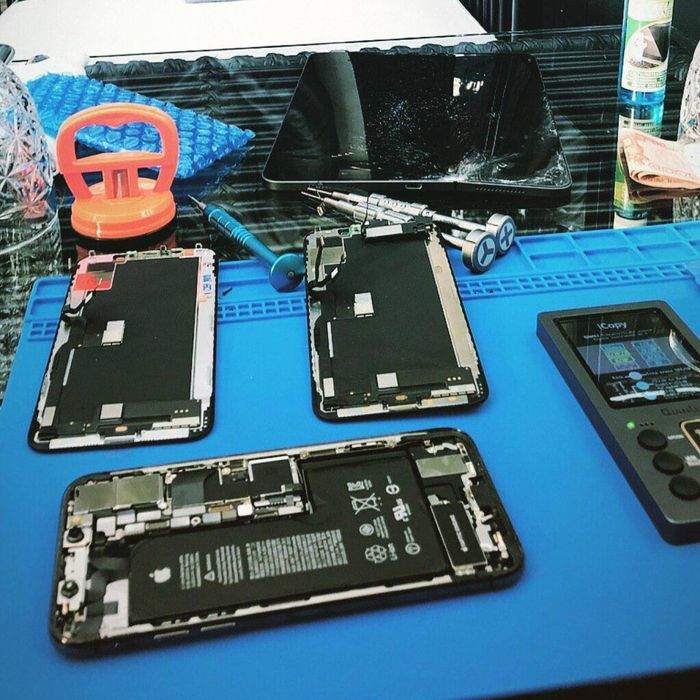 Замена дисплея на iPhone