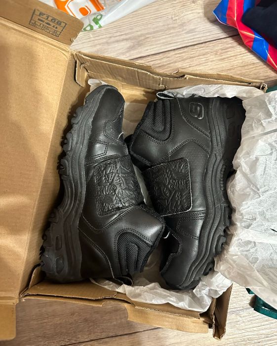 Ботинки sketchers 35