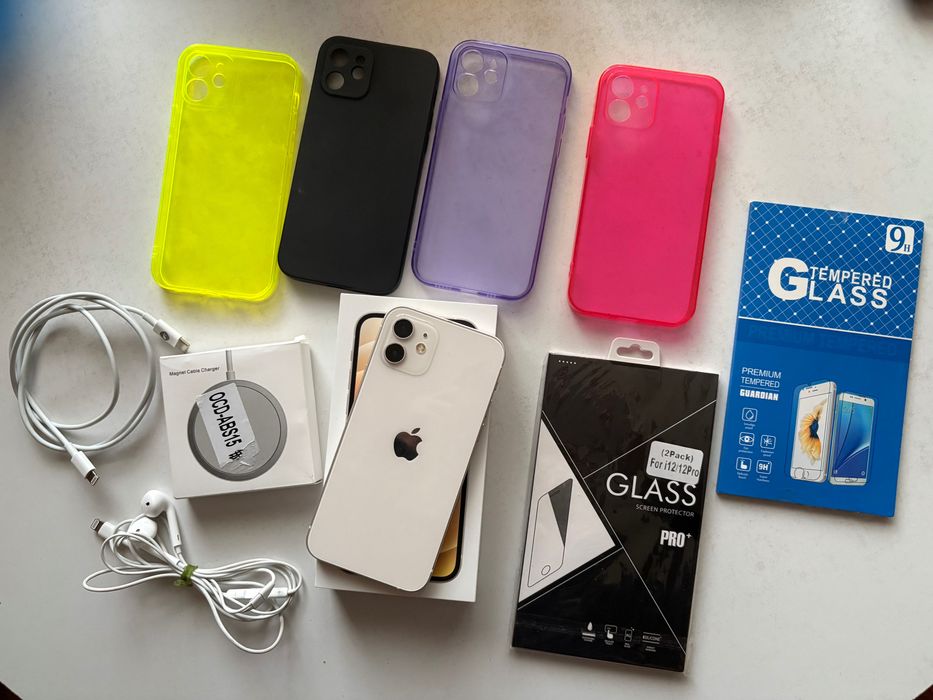 I Phone 12/ 64GB