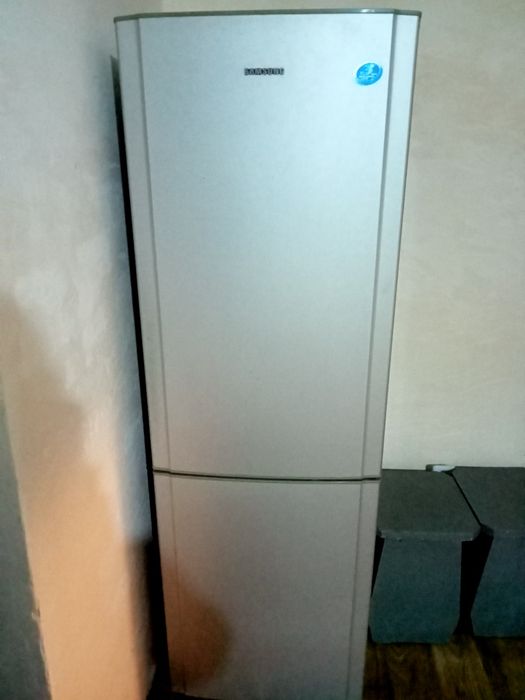 Холодильник samsung