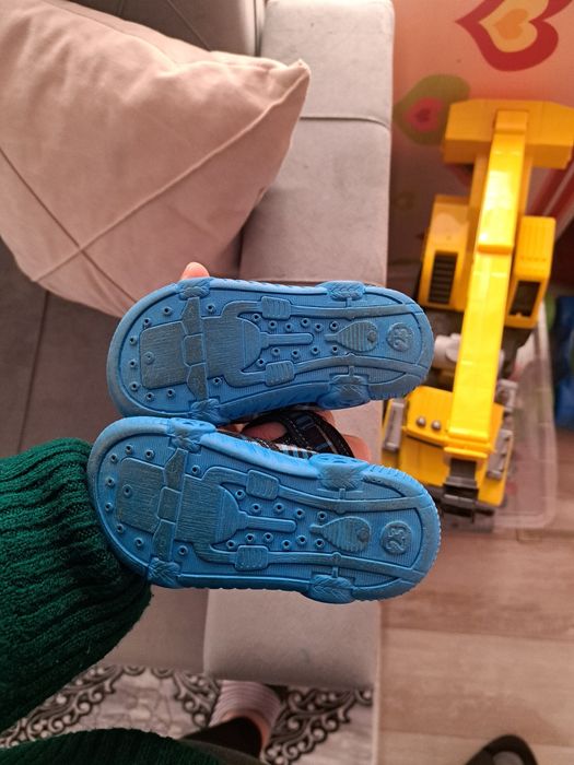 Пантофи Колев и колев