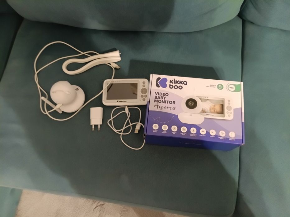 Камера за да гледате малкото докато спи