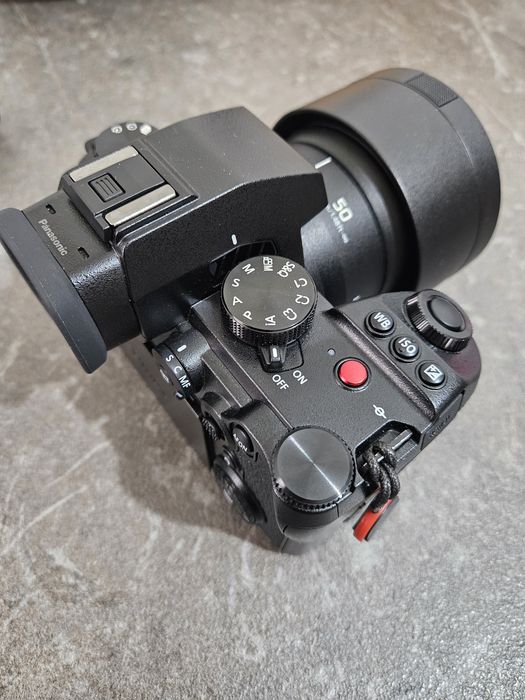 Aparat foto Panasonic Lumix s5m2