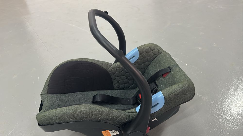 Продам автокресло