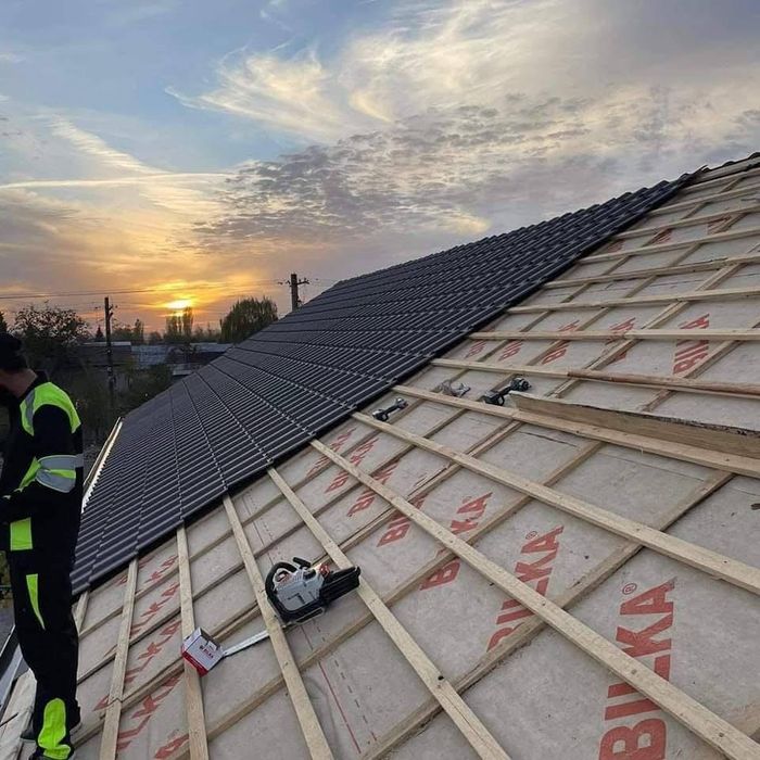 Reaparatii acooerisuri si mansardari