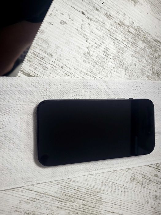 Iphone 15 като нов без забележки 256gb