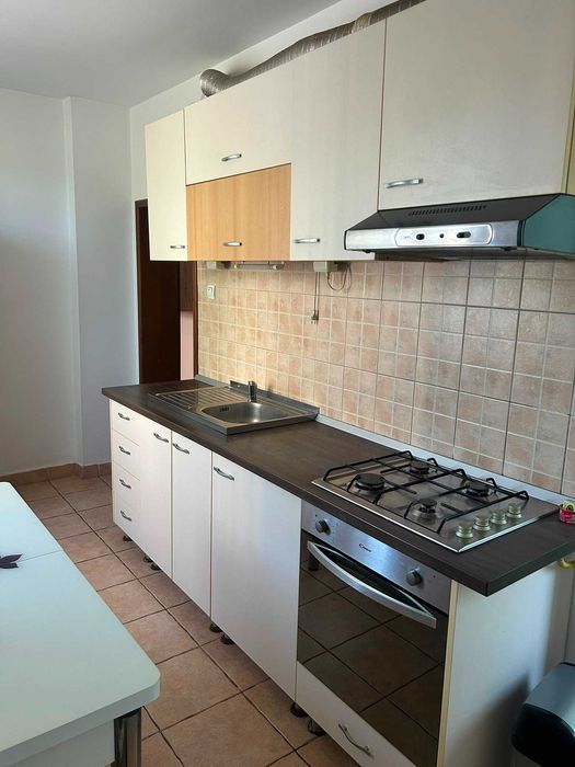 De închiriat apartament 2 camere,  decomandat