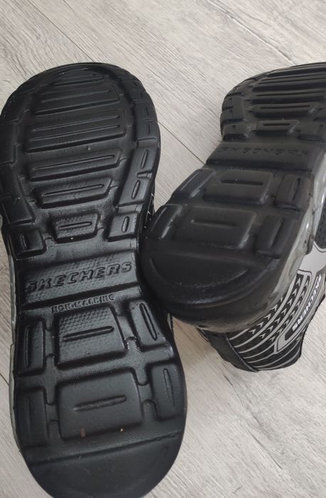 Детские кроссовки SKECHERS  34размер