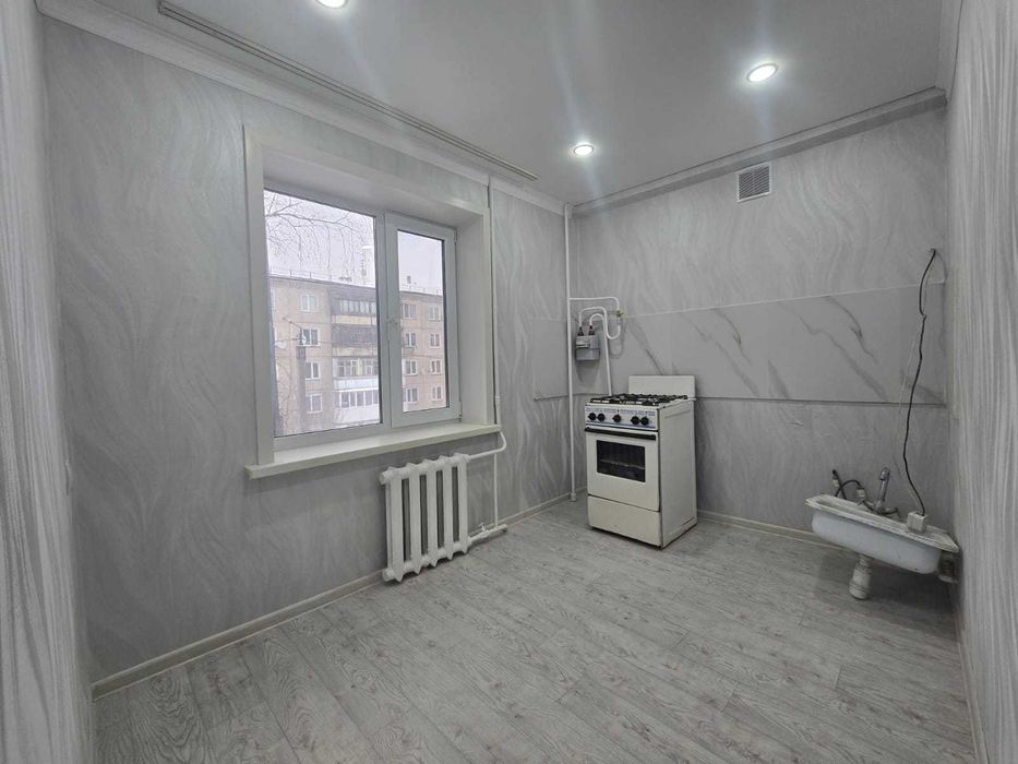 продам двухкомнатную квартиру