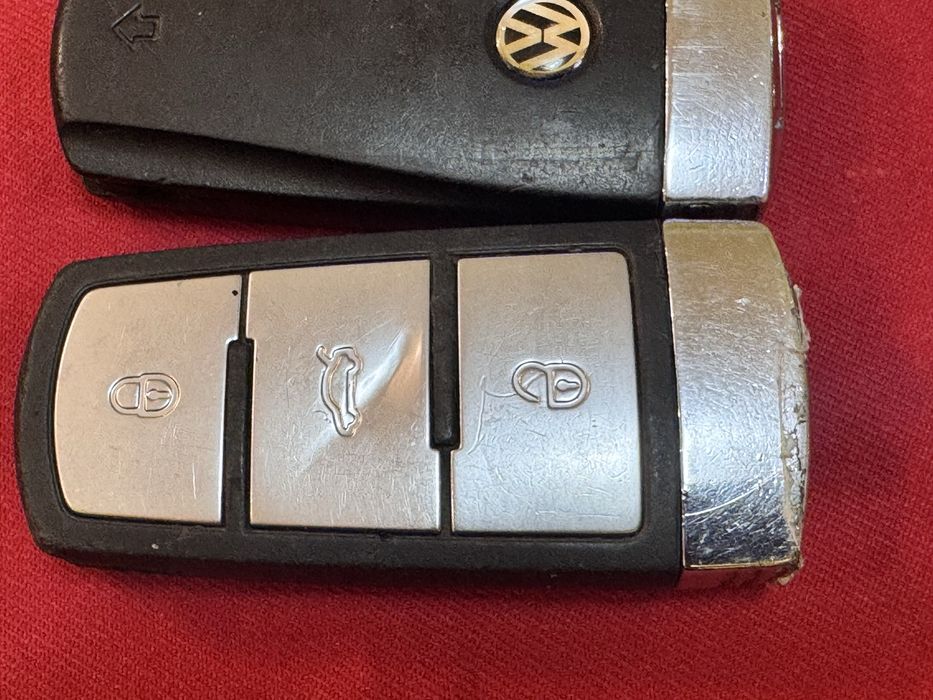 Смарт ключ VW Pasat B6/B7CC/ оригинален с 3бутона