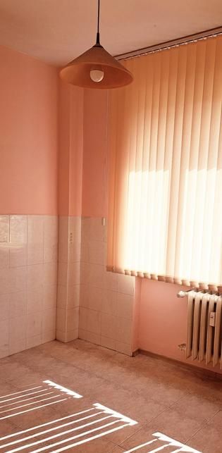 Дава се под наем Тристаен апартамент в София, Център - 70 кв.м за 650 € - Снимка #4