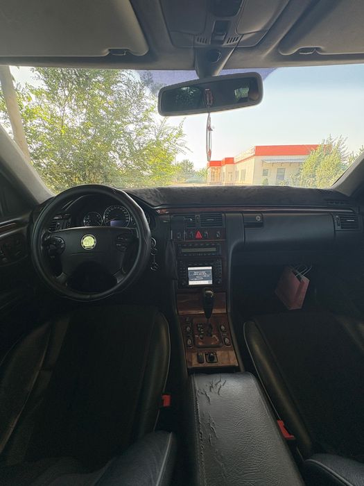 Продам Mercedes-Benz W-210