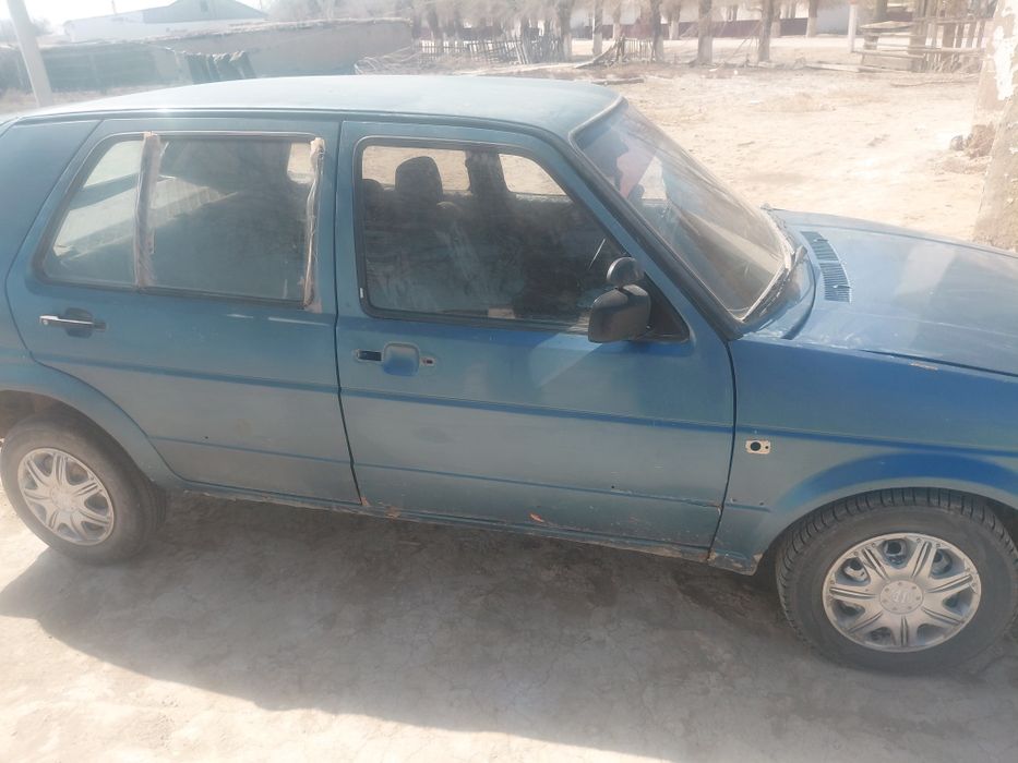 Гольф сатылады маш