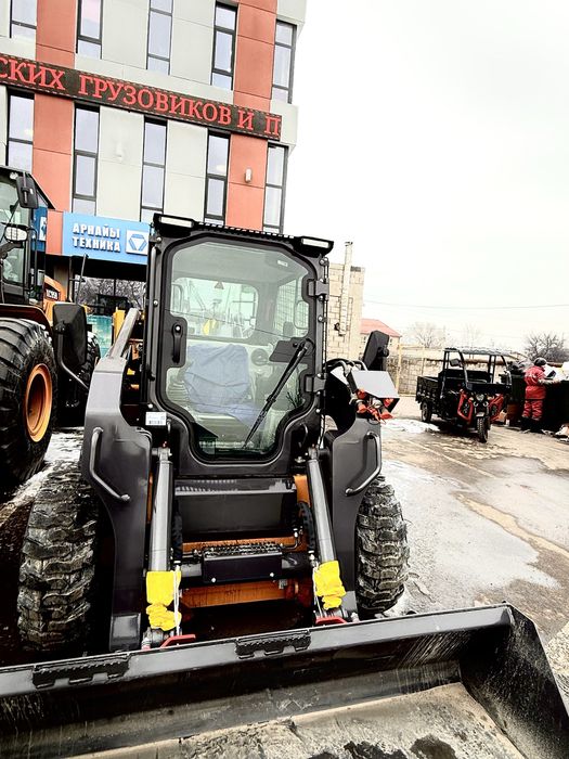 Мини Погрузчик xcmg 760