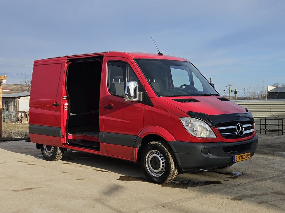 Mercedes sprinter 313 automat  3 locuri LIVRARE DOMICILIU