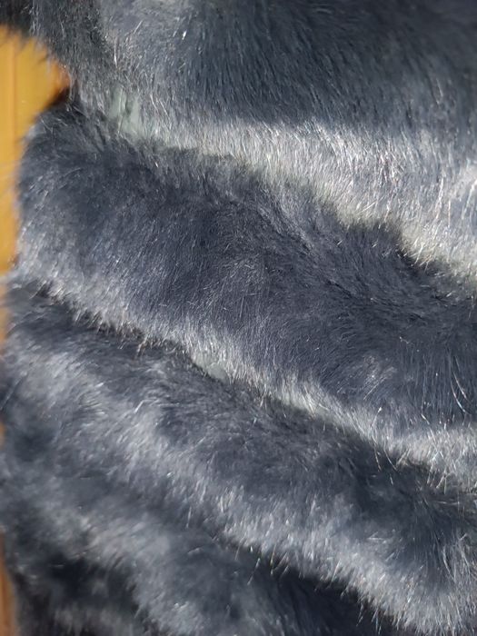 Продам песцовую шубу