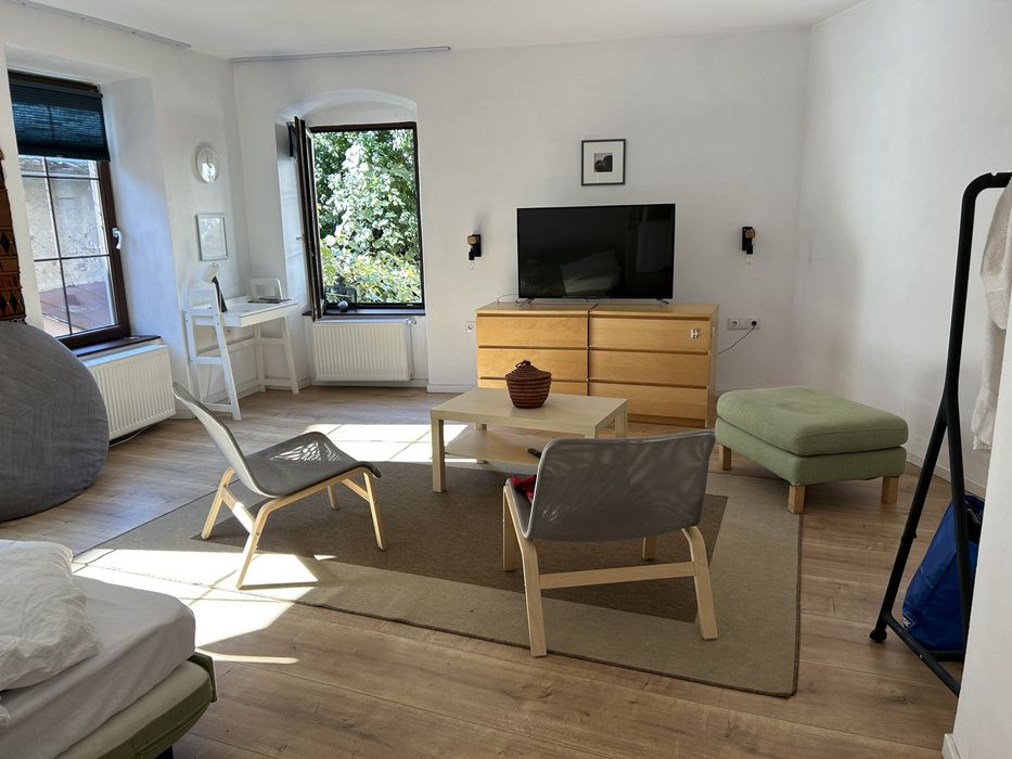 Cazare regim hotelier camera de inchiriat pensiune