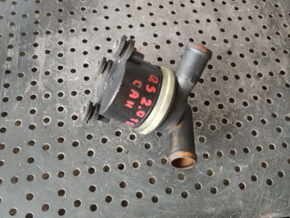 pompa auxiliara apa 2.0 tdi cah cag audi q5 a4 b8 a6 c6 4f  03l965561a