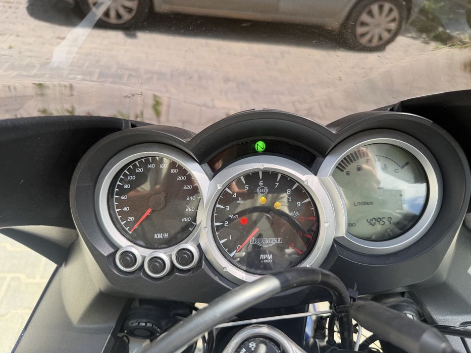Triumph Sprint ST 1050 ABS