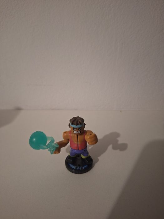 Figurine/Manete Akedo