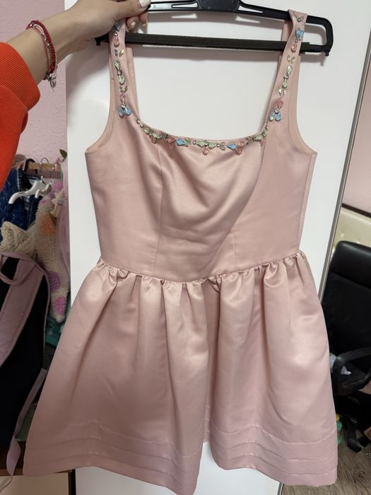 Официална рокля в розово