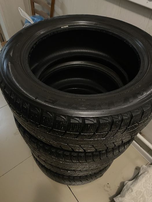 Продам шины в отличном состояний!