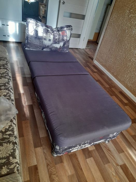Продам диванчик раскладной