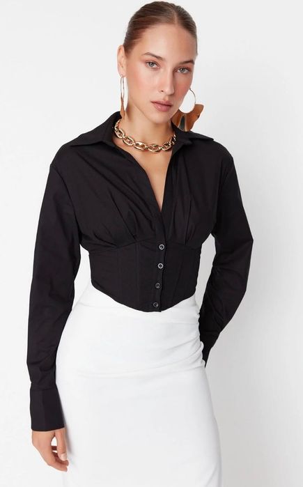 Черна риза с корсаж Размер М