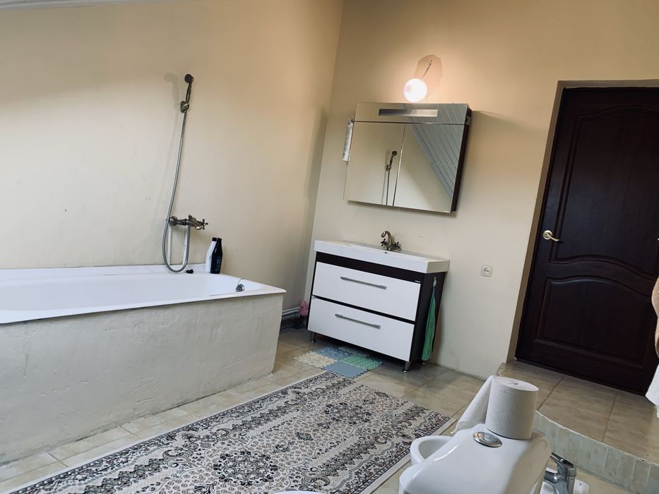 Продам добротный дом в Кирпичном