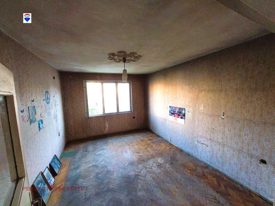 Продава се Двустаен апартамент в Русе, Здравец - 49 кв.м за 760 €/кв.м - Снимка #3