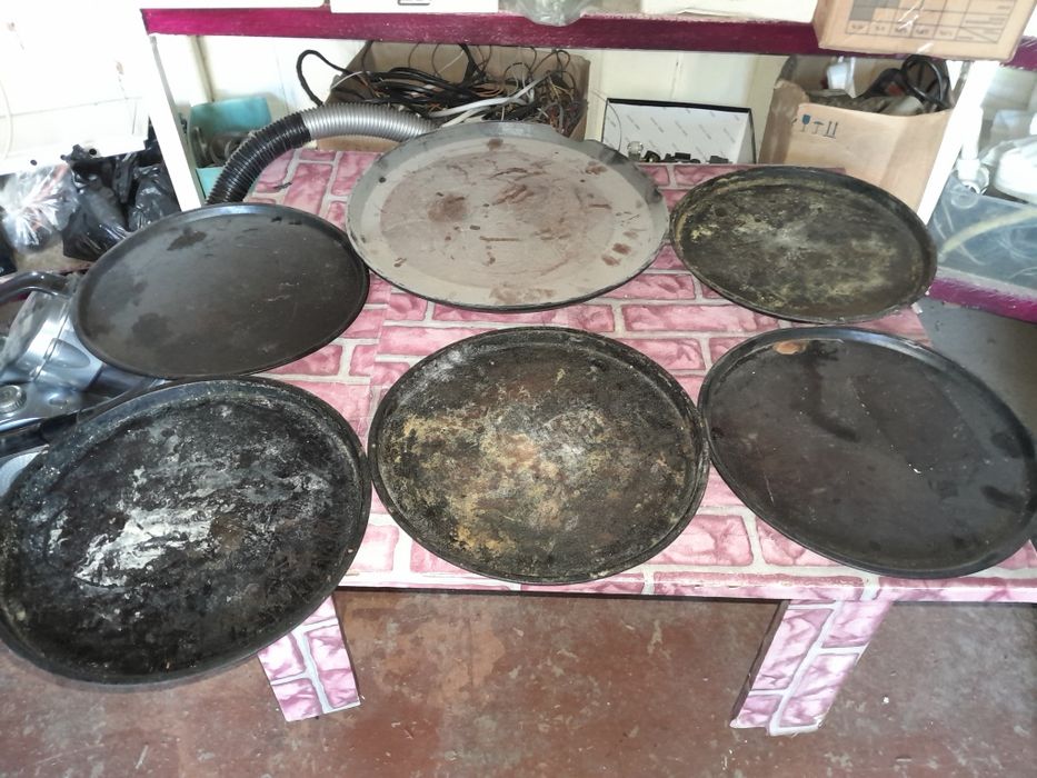 Блинницы,для пиццы тарелки 500 теңге.