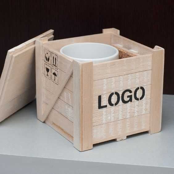 Деревянные подарочные коробки на заказ