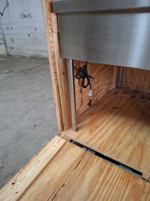 Linie Industrială Pui și Gogoși DAYLIGHT DONUTS DPS-11 + Banc Panare și Cărucior 15 Tăvi – NOUĂ