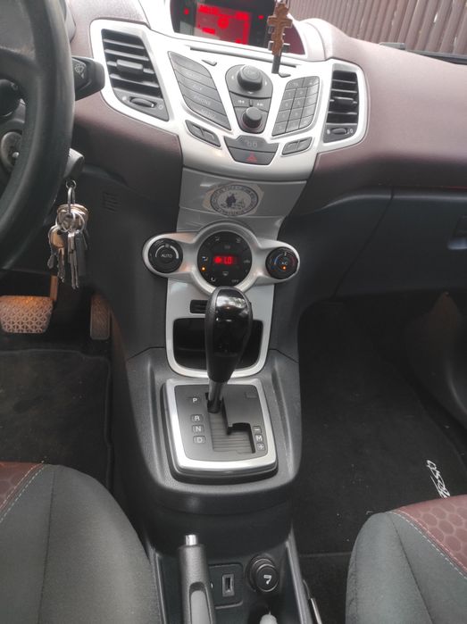 Ford fiesta 1.4 benzina Automata