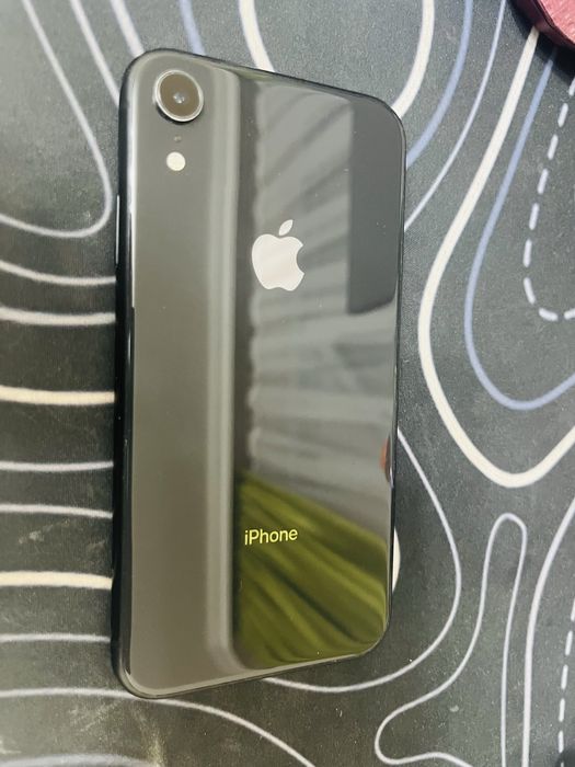 iPhone  xr все работает