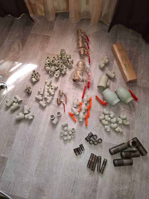 Фитинги, краны шаровые.