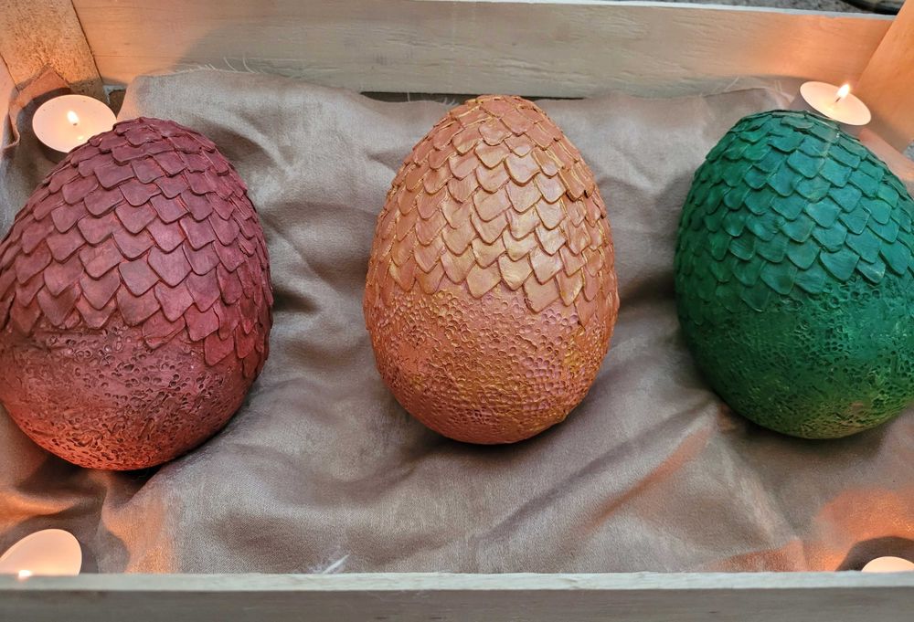 Яйцата на Денерис